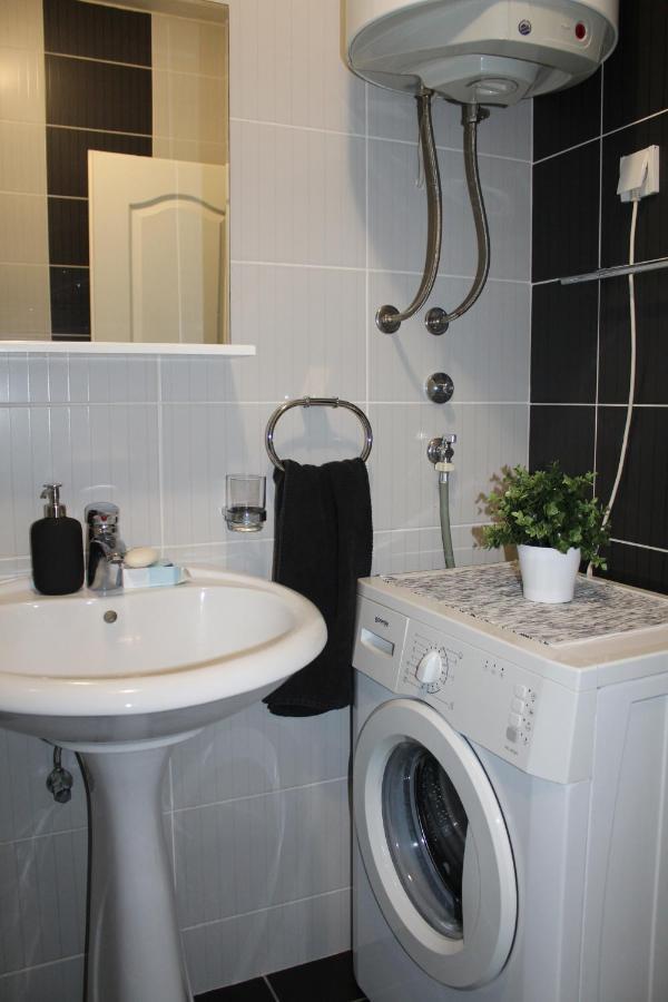 Downtown Apartment Нови Сад Екстериор снимка